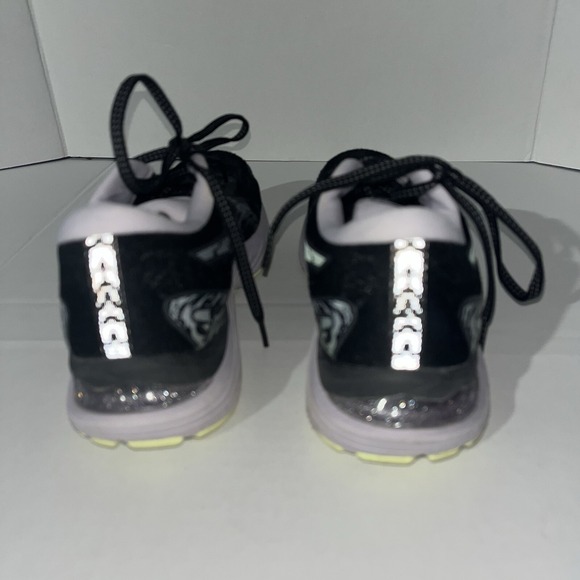 Asics Gel Cumulus 23 Running Women's Size 9 Black Sneakers Shoes 1012A888 - Picture 4 of 6